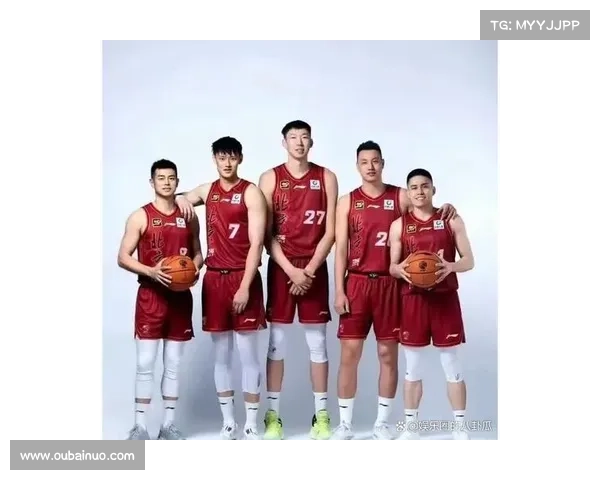 琼斯回归战轻松战胜史蒂芬斯 一致判定胜利展现强大实力 琼斯回归战轻松战胜史蒂芬斯 一致判定胜利展现强大实力