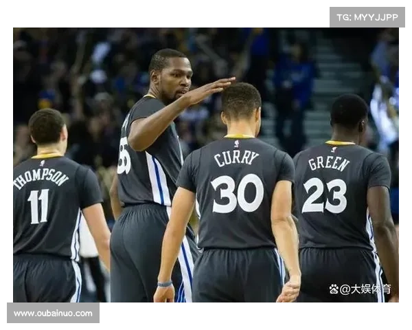 亿元薪资困局!三巨头老化 + 核心出走,勇士争冠窗口恐永久关闭 亿元薪资困局!三巨头老化 + 核心出走,勇士争冠窗口恐永久关闭